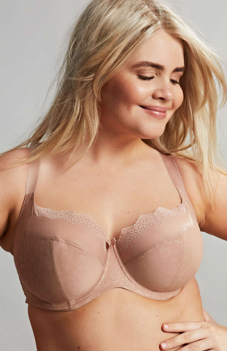 Sculptresse Esme mocha