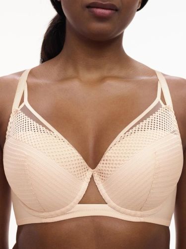 Chantelle Play Plunge T-Shirt Bra nude