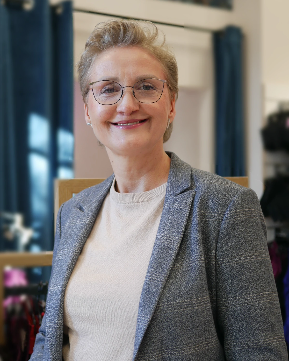 Agnieszka Socha, właścicielka OnlyHer, w salonie brafittingu